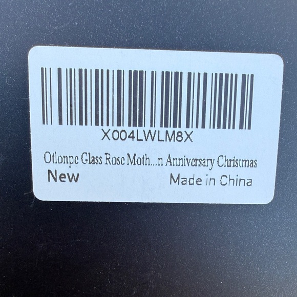 Red Glass Dome with Roses - Picture 2 of 6